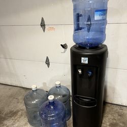 Water dispenser