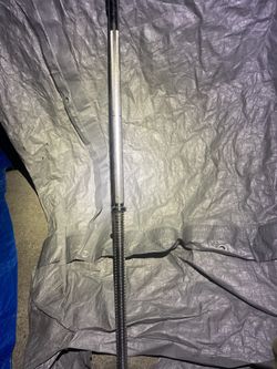 “Like New” O 6’.5” Break Down Bench Press Bar  ( Splits In Half)