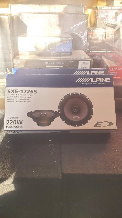 ALPINE 6 1/2 DOOR SPEAKERS