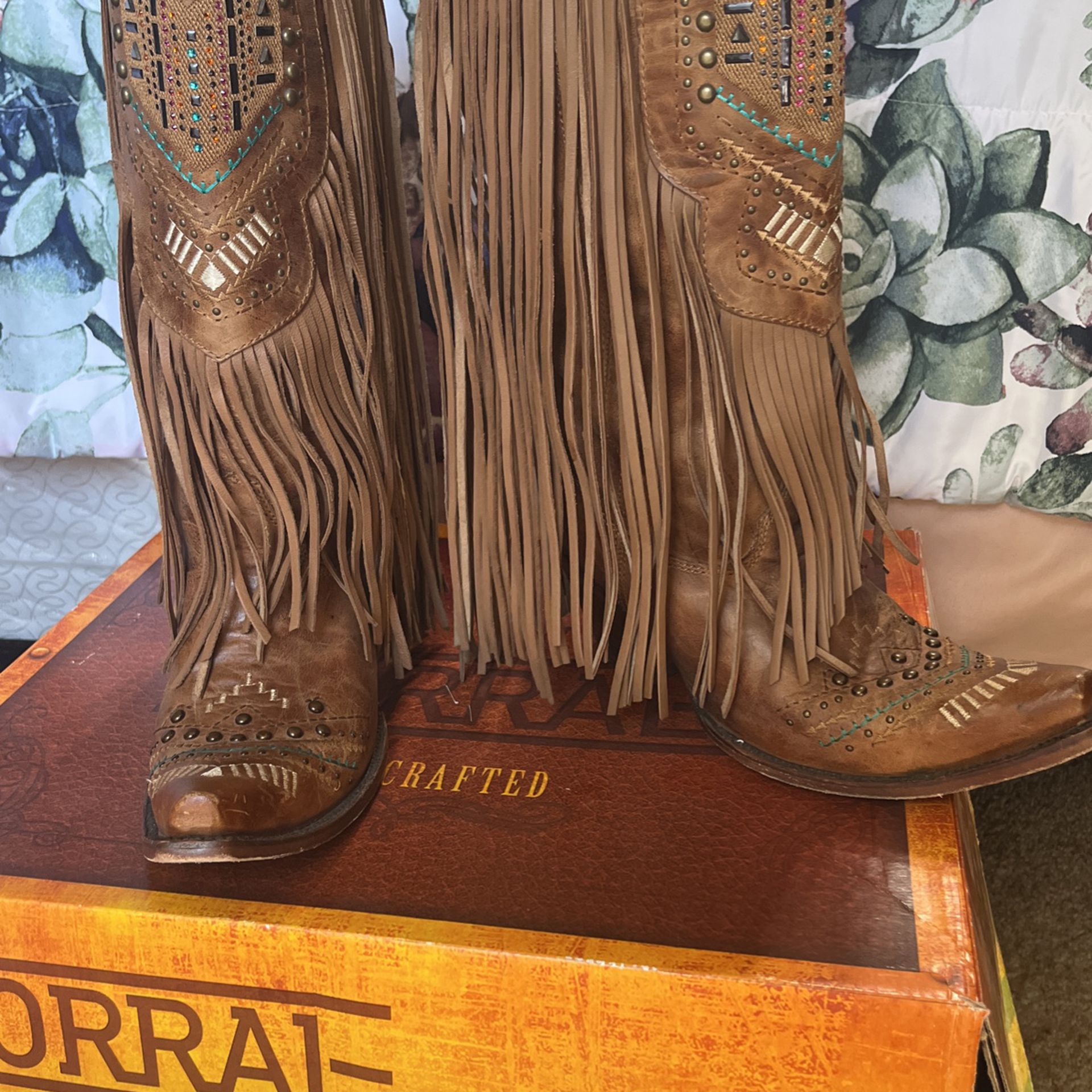 Corral Fringe Woman’s Boots 