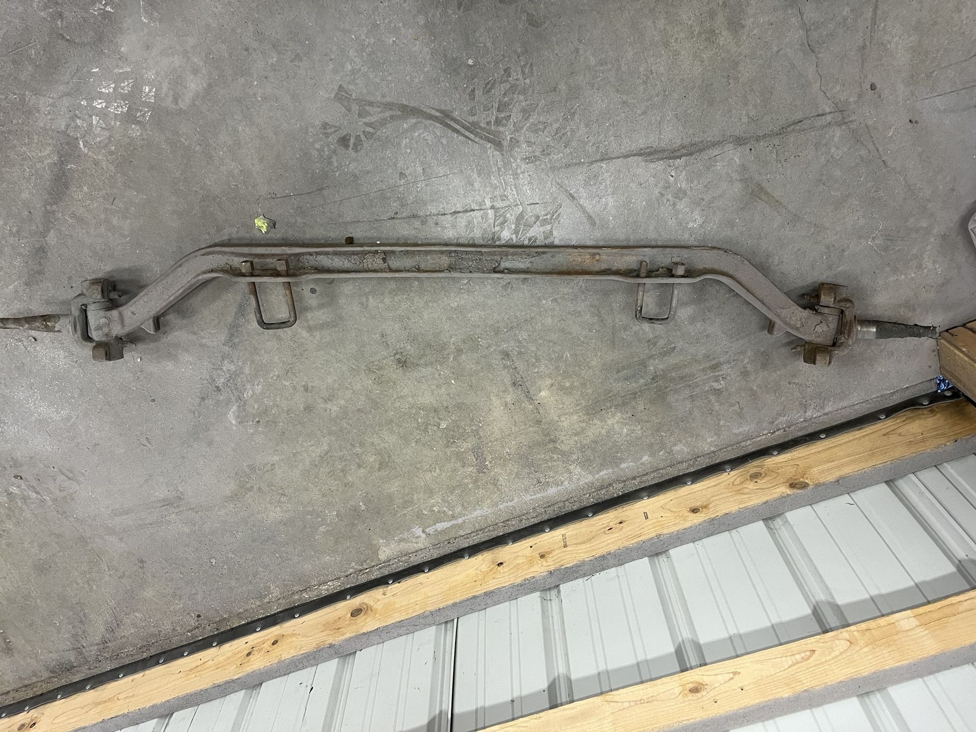 1947 to 1955 Chevy/GMC Truck front axle