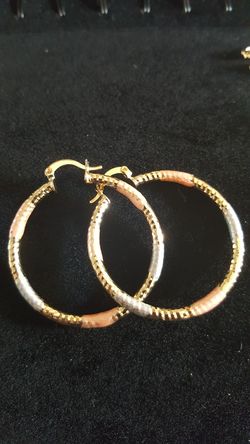 Aretes