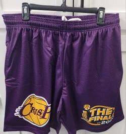 NWT CrispyNYC Lakers Special Edition Mens 2XL Purple Finals Shorts 1 of 2 made in this color!!!
Deep pockets Heavyweight mesh drawstrings
