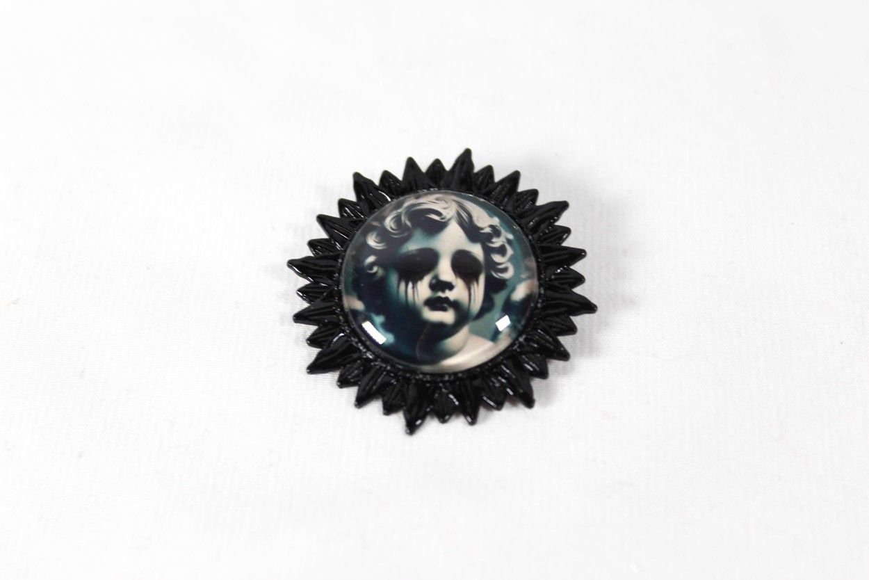 Grunge Goth "Cupids Curse" Black Metal Unisex Brooch Pin