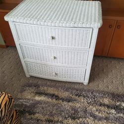 Wicker Dresser With Mirror
