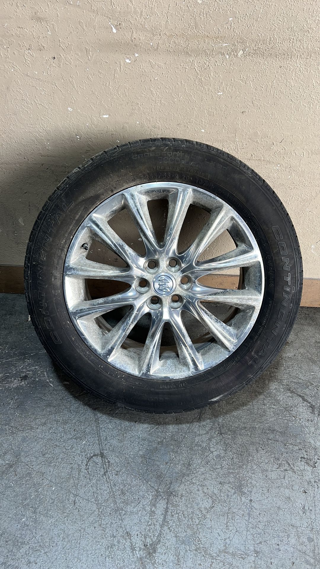 (445) 18-21 Buick Enclave Wheel 20” 2018 2019 2020 2021