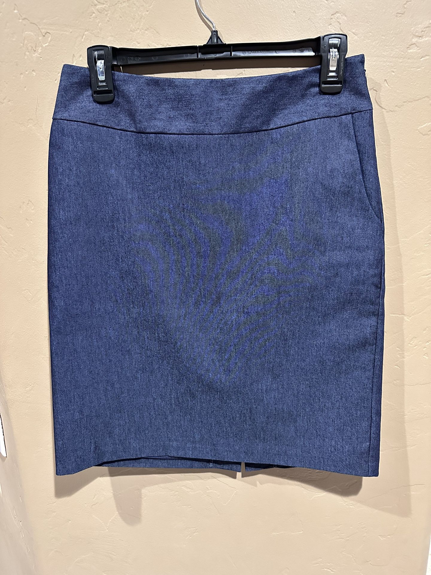 NWOT Merona Women’s Blue Pencil Skirt 