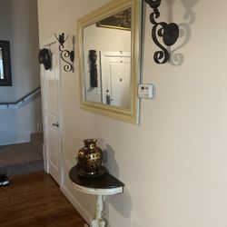 Mirror Table and Candle 2holders 