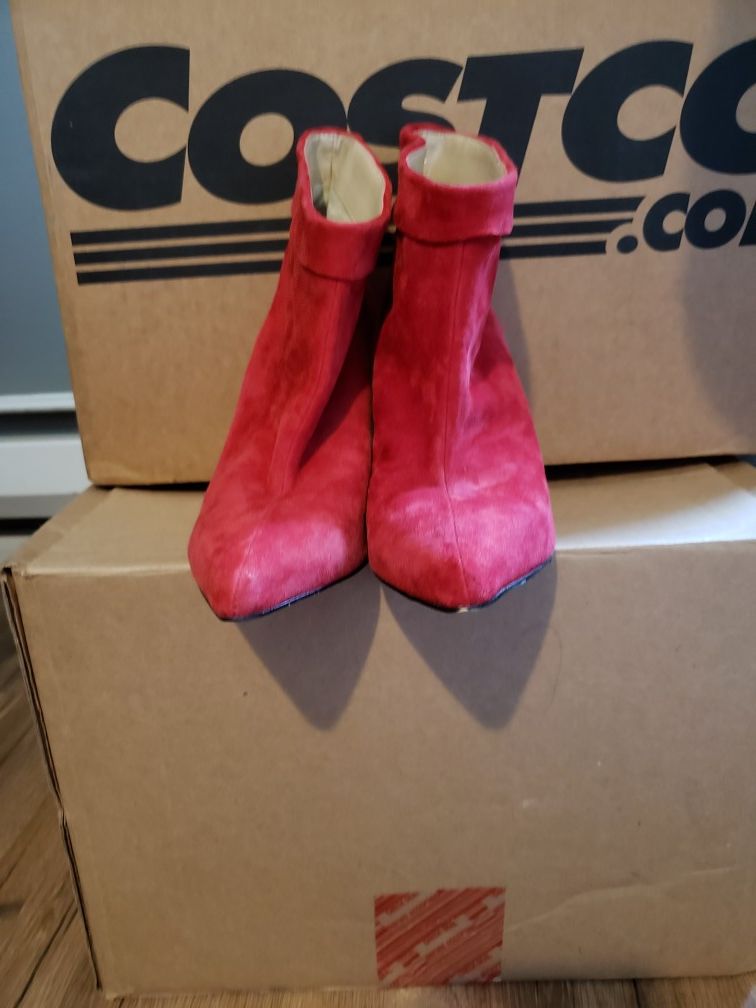 Boots aldo red size 8