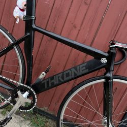 Fixie Black Throne 