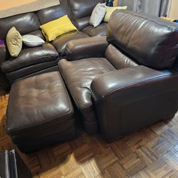 LA-Z-BOY Brown Living Room Sofa and Oversized Chair