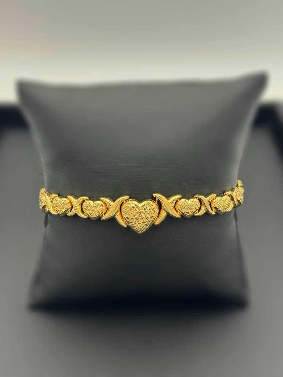 Jewelry 14k yellow gold XO heart bracelet 7.5” bracelet 7.5 mm wide