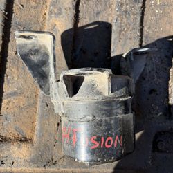 2014 Ford Fusion Engine Motor Mount 