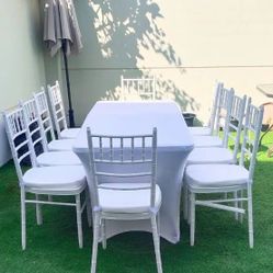 Chairs and tables r,e,n,t
