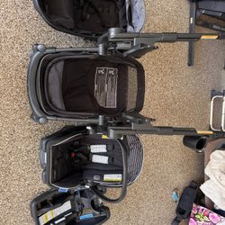 Graco Modes Nest Baby Stroller/Car Seat Bundle