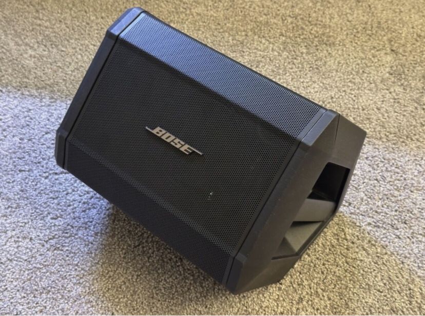 Bose S1 Pro PA Speaker System - Black (with battery pack and two Microphones)