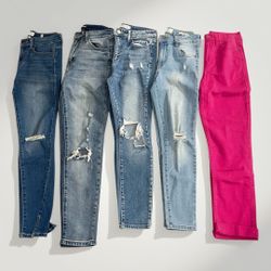 jean size 3 $30each /cada uno