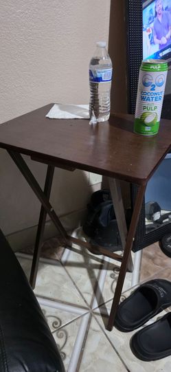 Tv tray x2 used very light