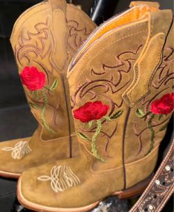 Size 5 boots