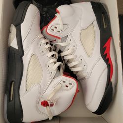 Jordan 5 Fire Red Size 11.5