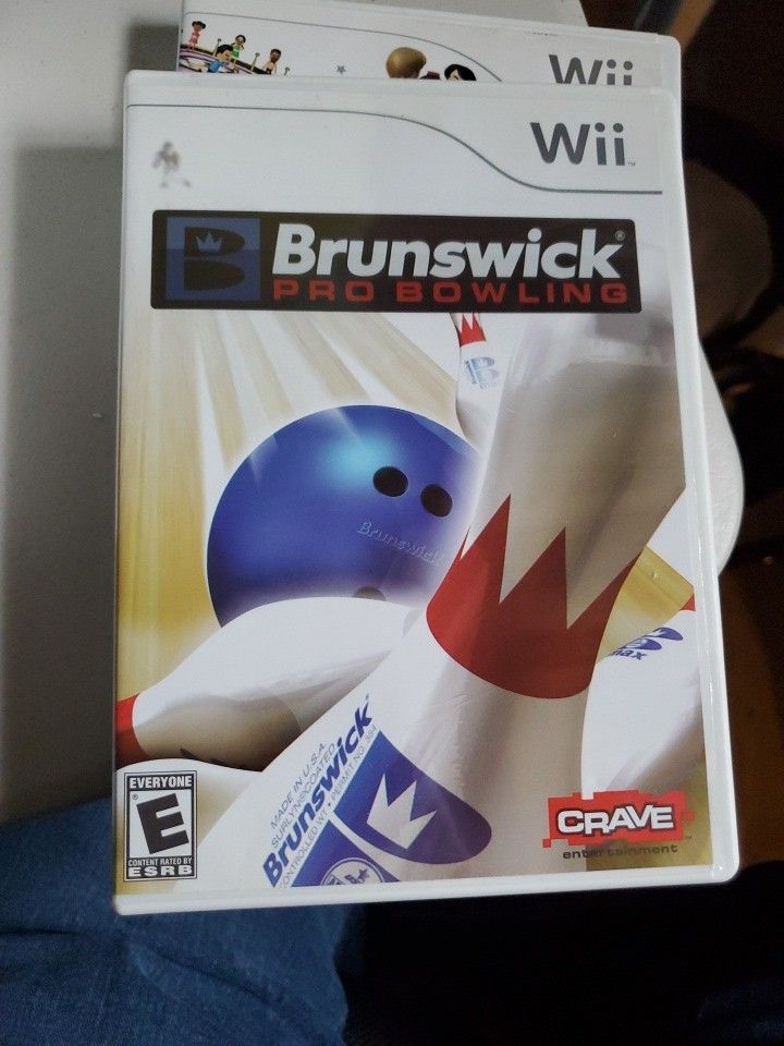Nintendo Wii  Brunswick pro bowling