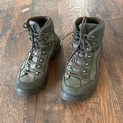 Lowa Hiking Boots Size 11
