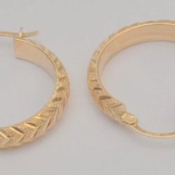 14K Yellow Gold Diamond Cut Hoop Earrings 5.0mm Wide 1.0” 3.7g