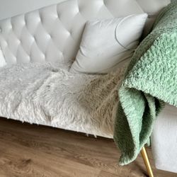 Living Room Sofa Couch - Sleeper 