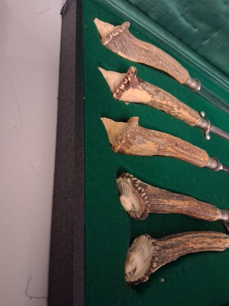 SUPER RARE 1950's Salinger Carved Carving Set Of 6 Stag Head Embossed