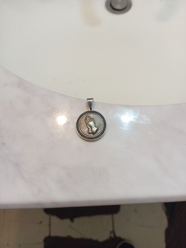 Black Diamond Praying Hands Charm 