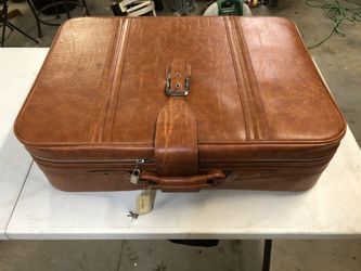 Five piece luggage set