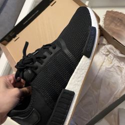 BRAND NEW !!! Adidas NMD_R1