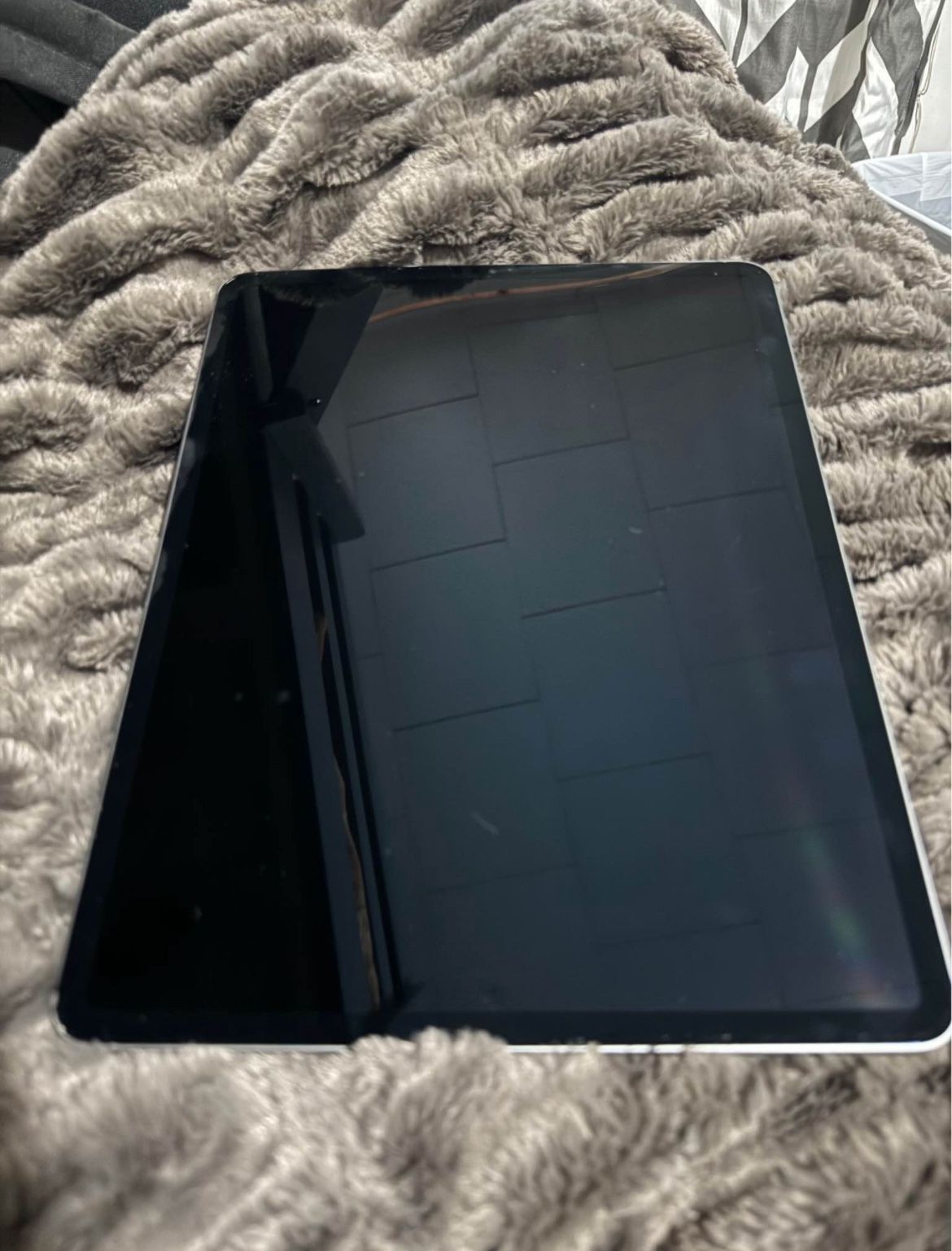 iPad 12.9 (5th generation) I take Cash app