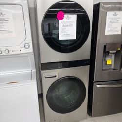 $1600 LG Studio SMART Washtower With TurboWash 