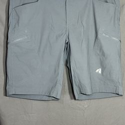 Eddie Bauer First Ascent Shorts 42 Light Blue