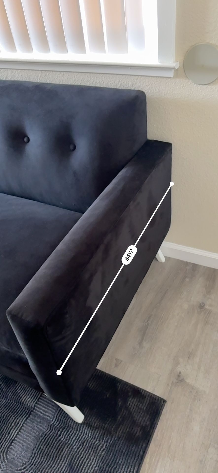 Black and white Couch set