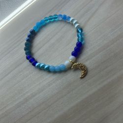 Moon Bracelet 8inch $3.50