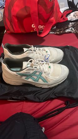 Asics Mens Tennis Shoes Size 10