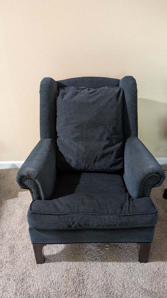 Accent Chair 