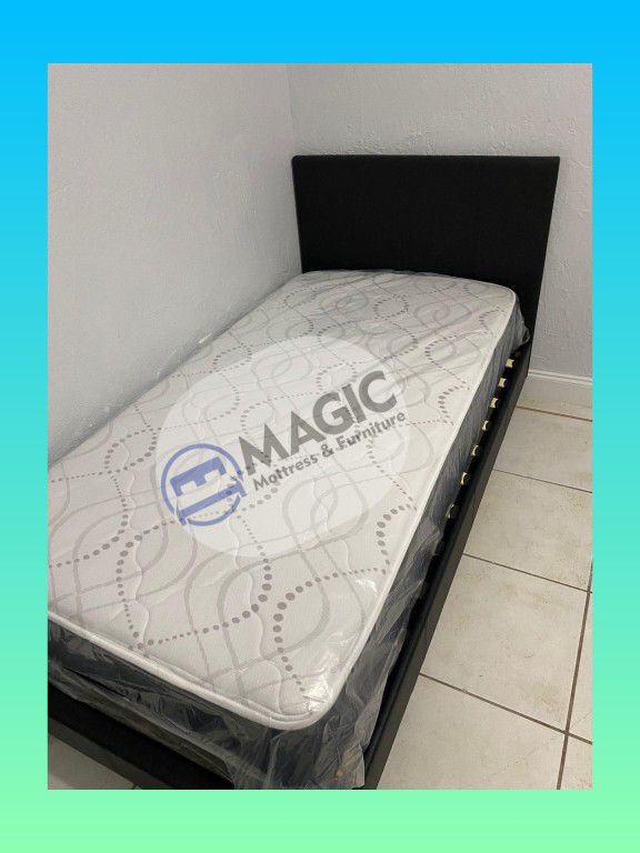 Twin Size  Bed Frame And Mattress /// Cama Twin  Con Colchon 