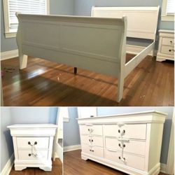 Black Friday Sale!! Get a Full or Queen Size Bed With Dresser & Mirror and Night Stand  — all for just $698! 