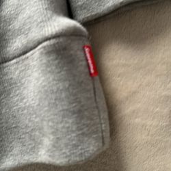 Supreme Hoodie 