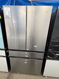 Samsung Bespoke Refrigerator in Stainless Steel 💀