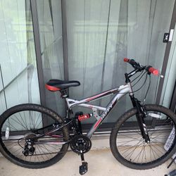 Size.  26. bike like new Huffy.   