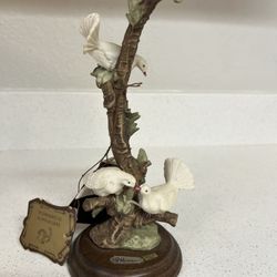 Giuseppe Armani "Three Doves" porcelain sculpture