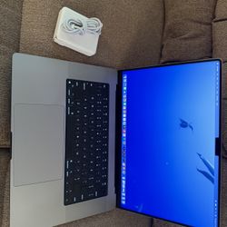 2021/2022 MacBook Pro 16” , M1 Pro ,32gb Ram, 512gb SSD, Appe Care, 81 Battery Cycle