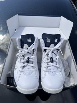 Jordan 6 Midnight Navy