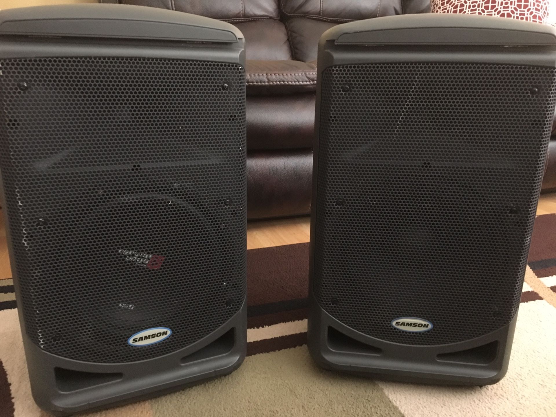Samson Expedition XP5 10i 500 watt Speakers & Portable PA
