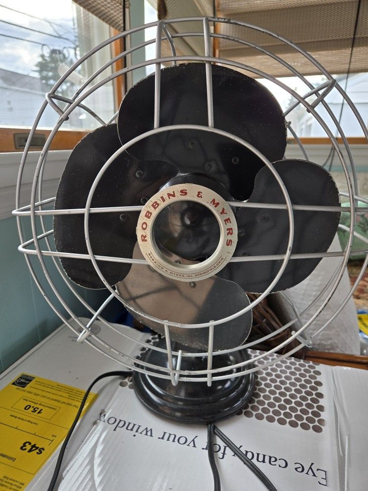 Robbins & Myers Vintage Desk Fan