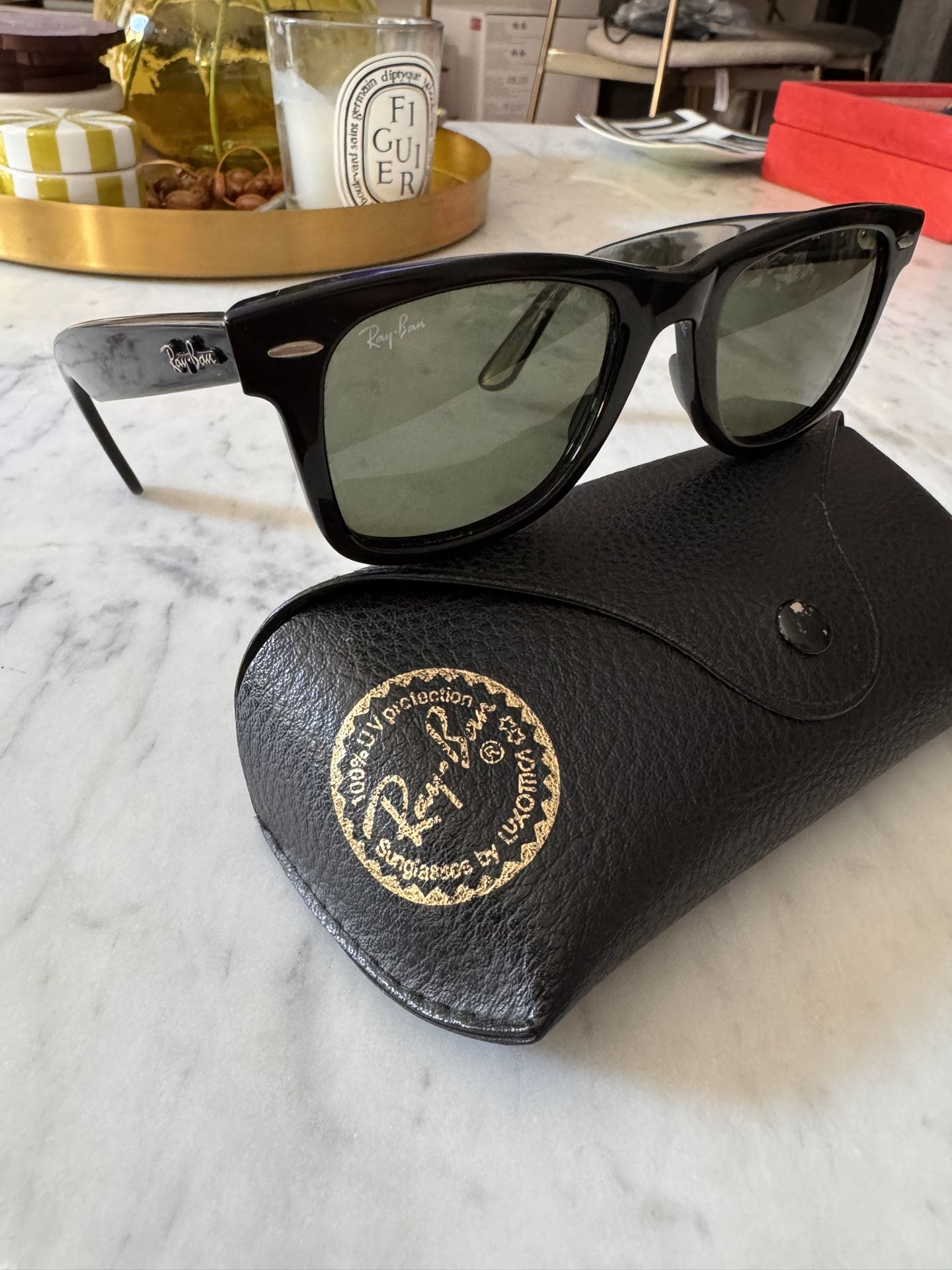 Ray-ban wayfarer sunglasses